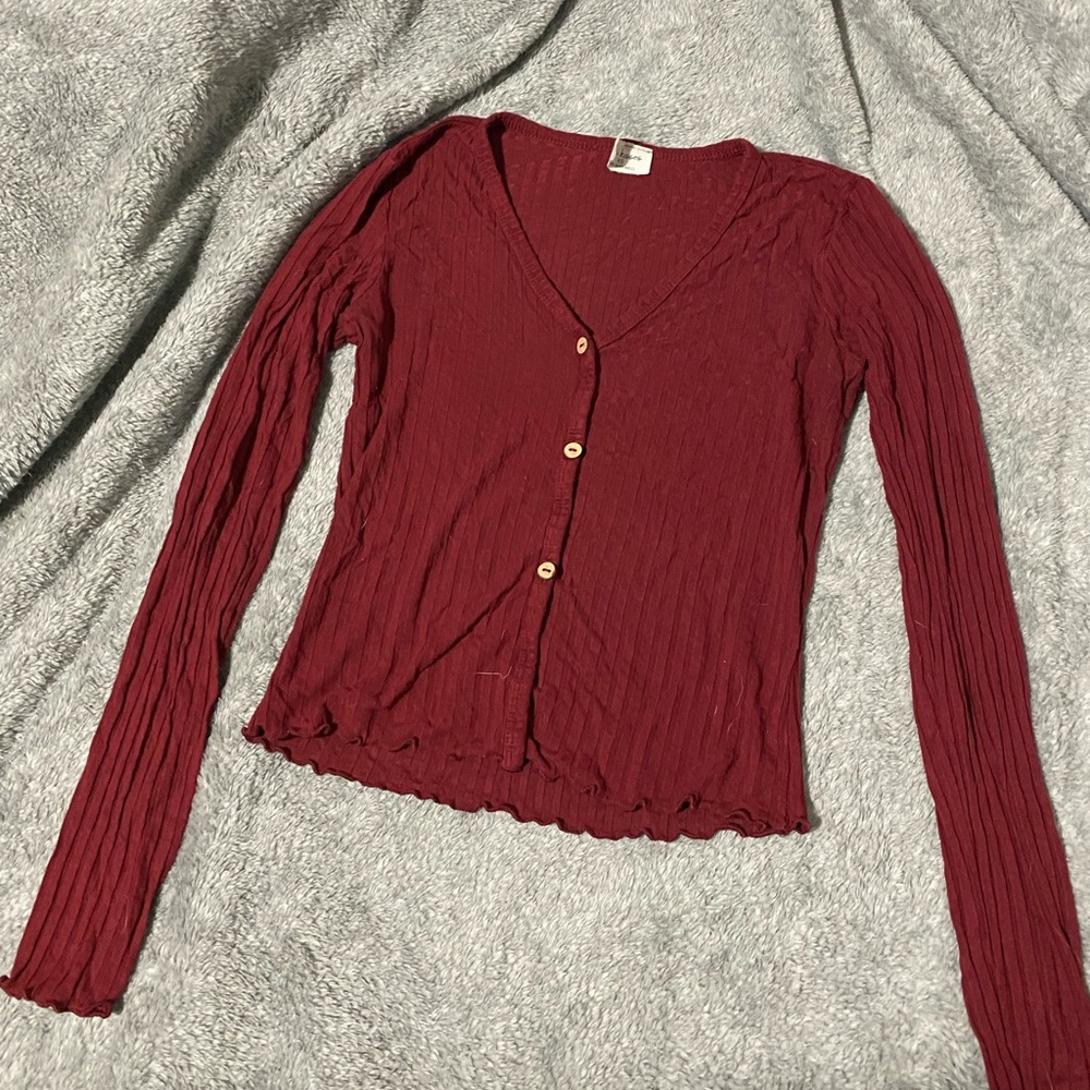 Size XS burgundy long sleeve crop top